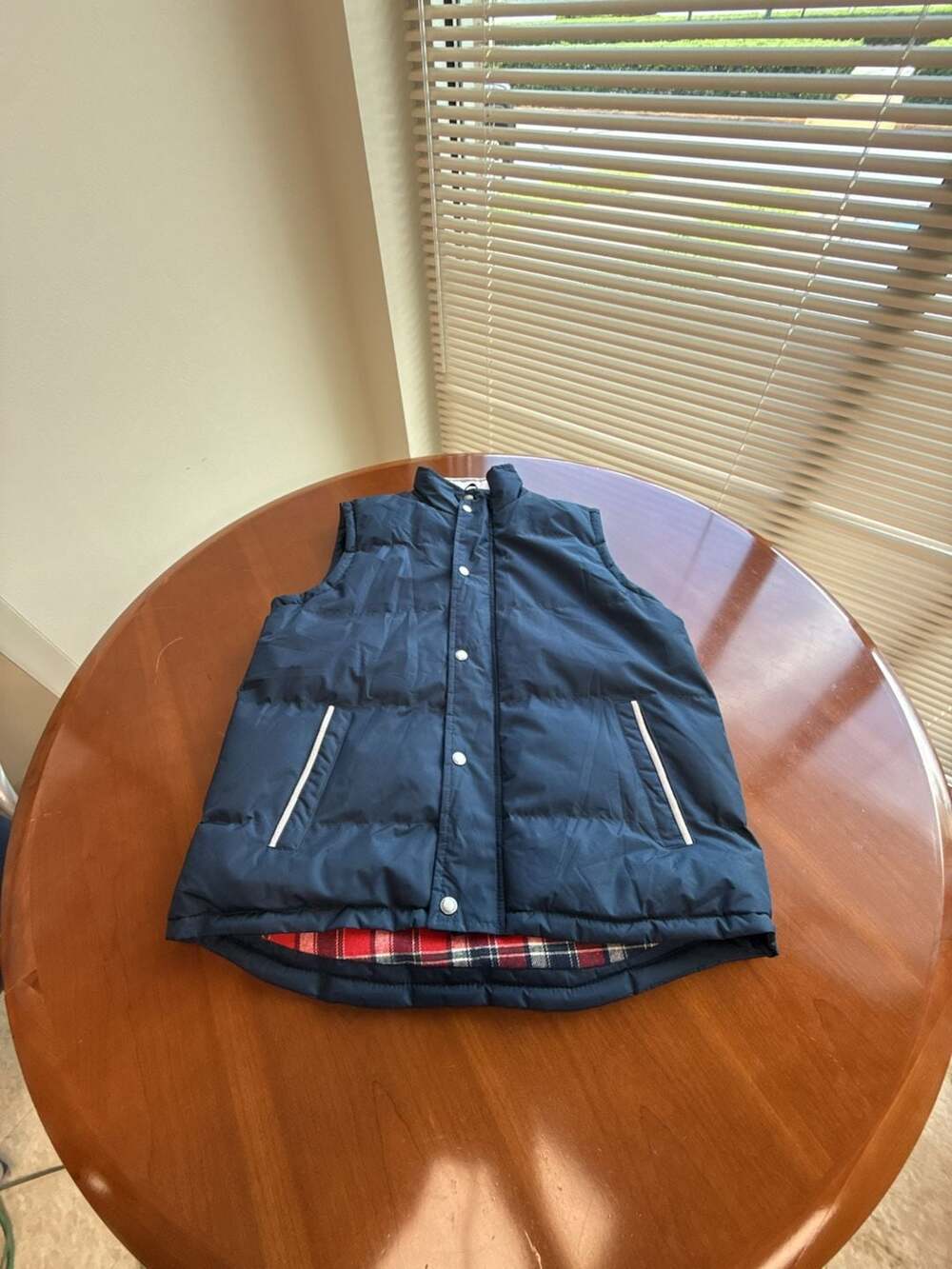 Gioberti Boys Navy Blue Puffer Vest with Plaid Flannel Lining Size 16